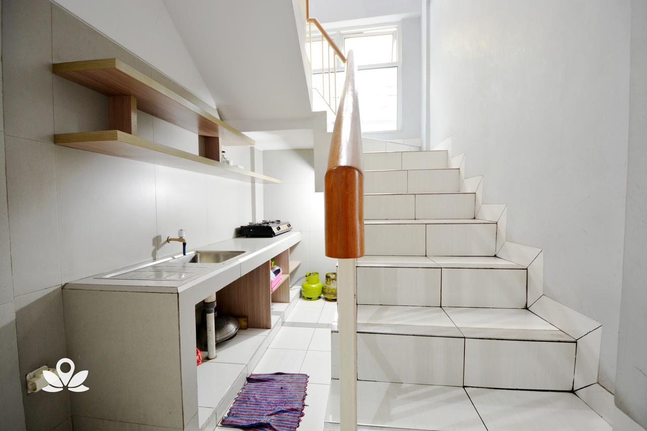 Zen Rooms Karet Pedurenan Jakarta Luaran gambar