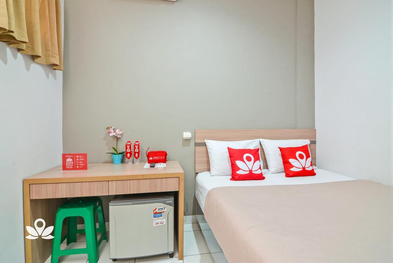 Zen Rooms Karet Pedurenan Jakarta Luaran gambar